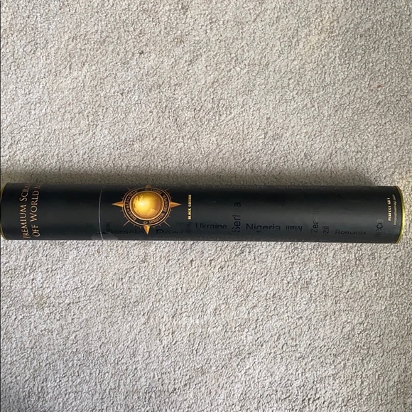 NEW Premium Scratch Off World Map Black Edition - Picture 2 of 4